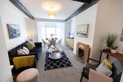 Brandon Apartment | Brandon Apartment in Town Centre with parking