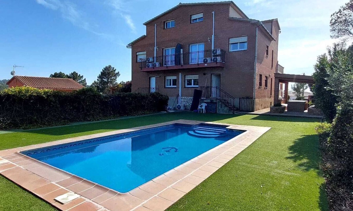 Vidreres Villa | Bravaholidays-601-LloretPark 1-Fabulous house with pool and spectacular views
