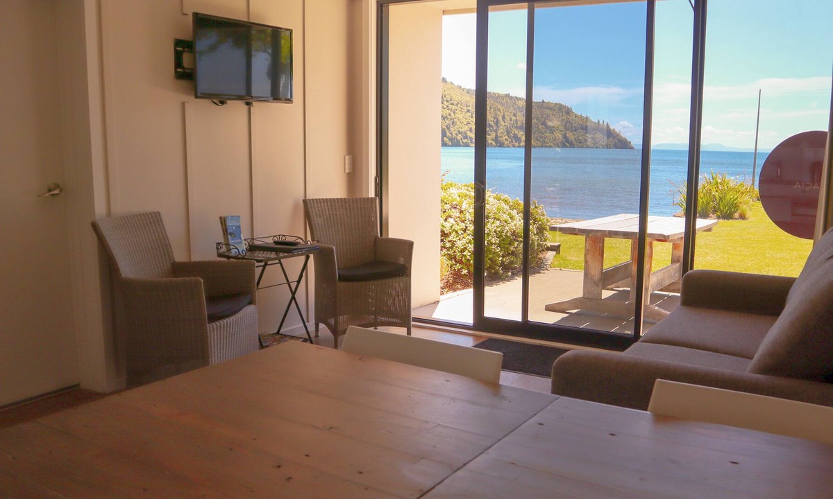 Tokaanu Hotel | Braxmere