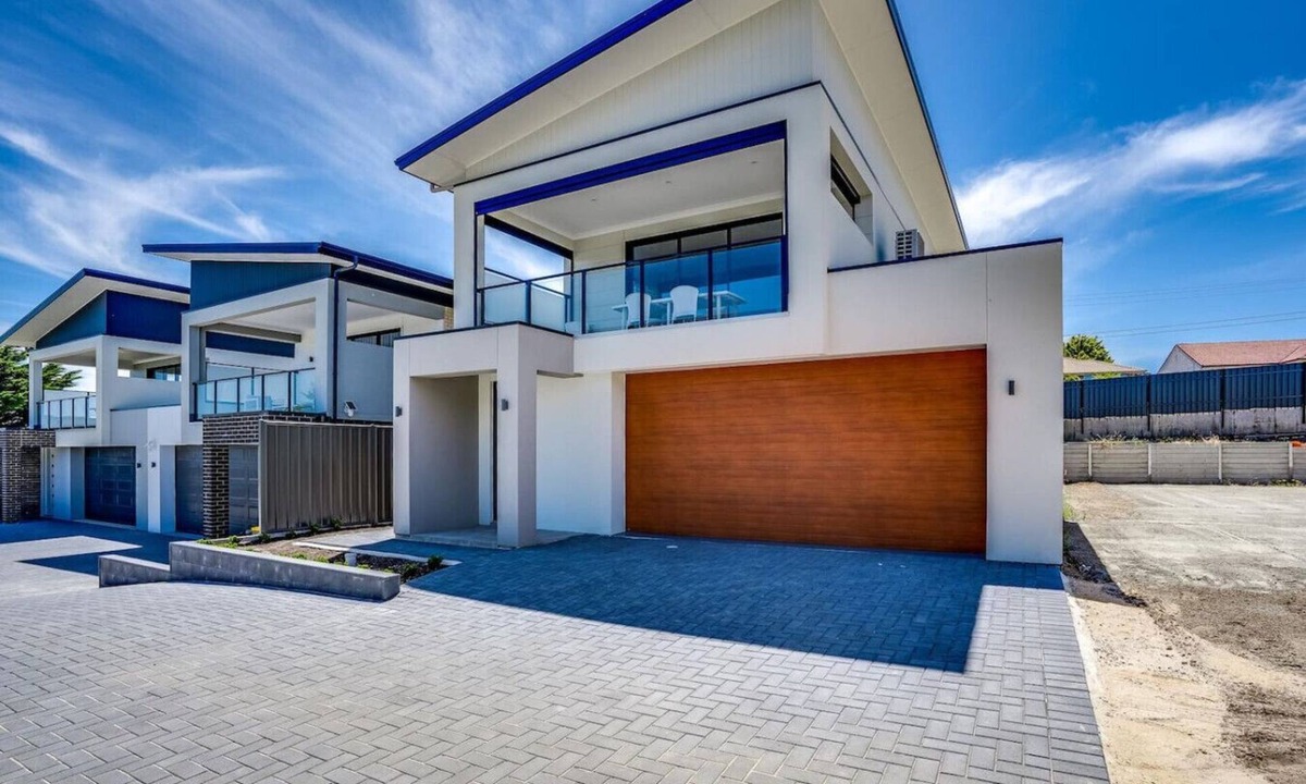 McCracken House | Break Away 46 Hindmarsh Rd, McCracken