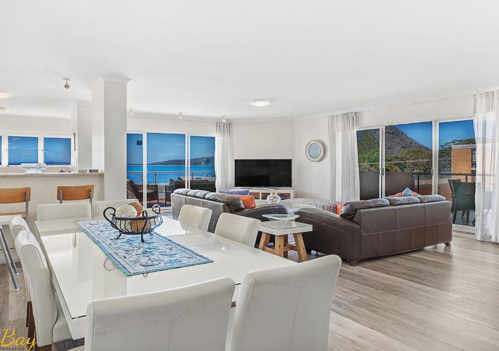 Shoal Bay Apartment | Breakwater Apartment 205