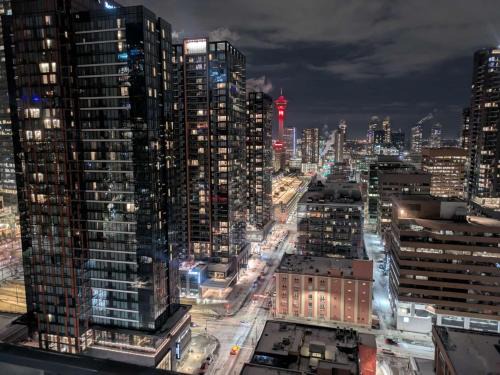 Connaught Apartment | Breath Taking View for 4Guest DTskyline-22nd Floor