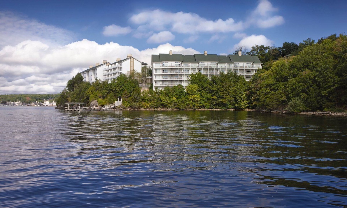 Osage Beach Resort | Breathtaking in all directions!