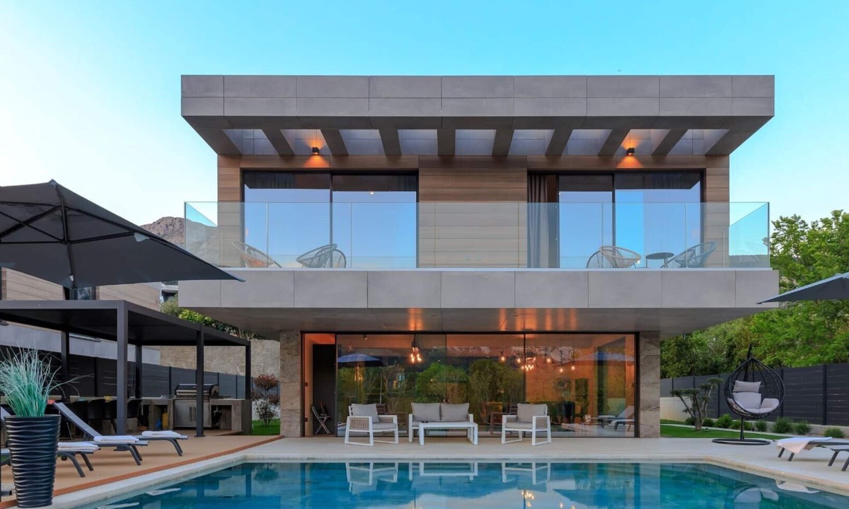 Jurandvor Villa | Breathtaking luxury villa LorKia with infinity pool and wellness