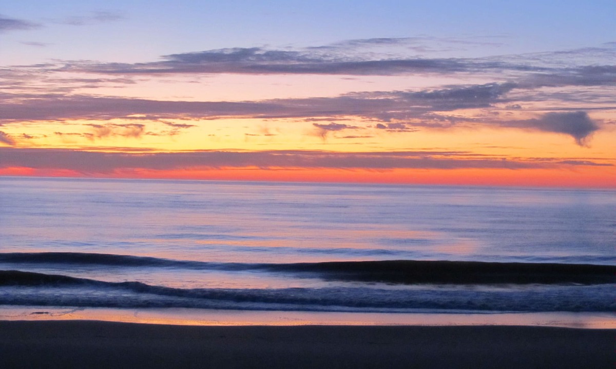 Dewey Beach Condo | Breathtaking Ocean Front Condominium . Fall weekends with the dog.