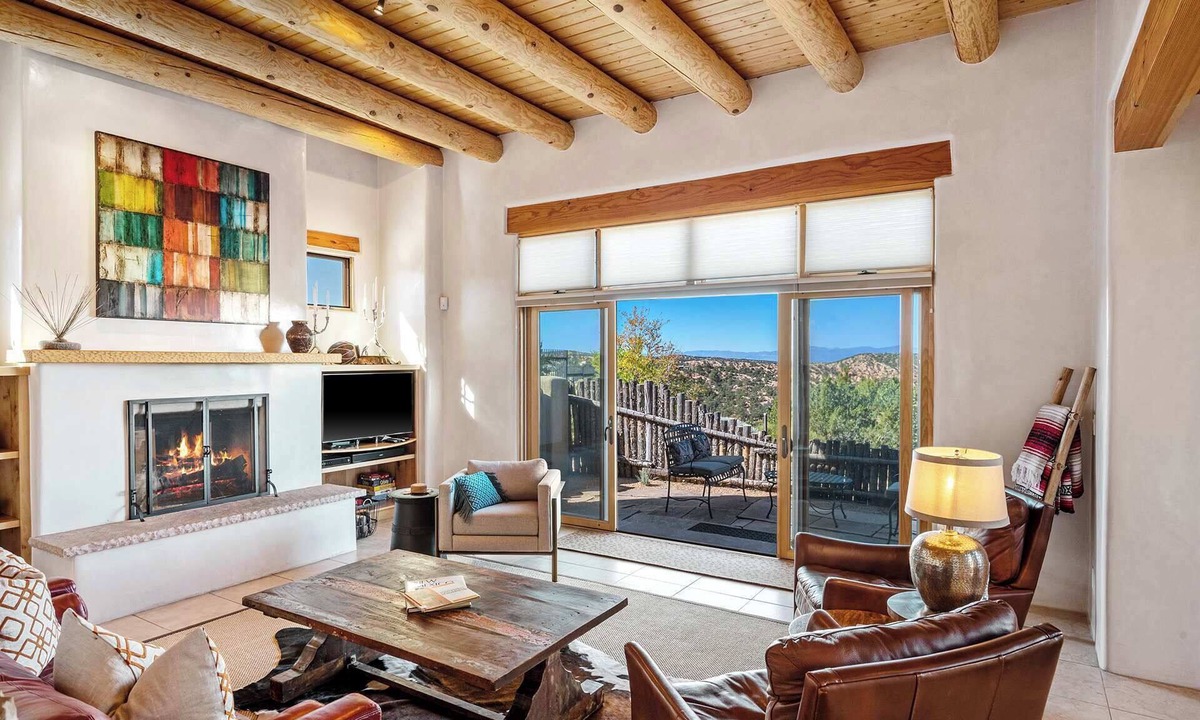 Tesuque House | Breathtaking Sunset Views, Community Pool