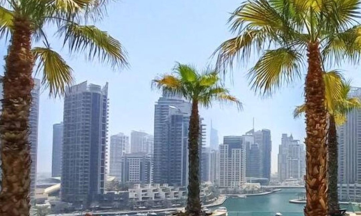 Jumeirah Beach Residence Apartment | Breathtaking Views: Holiday Home in Marina Gate