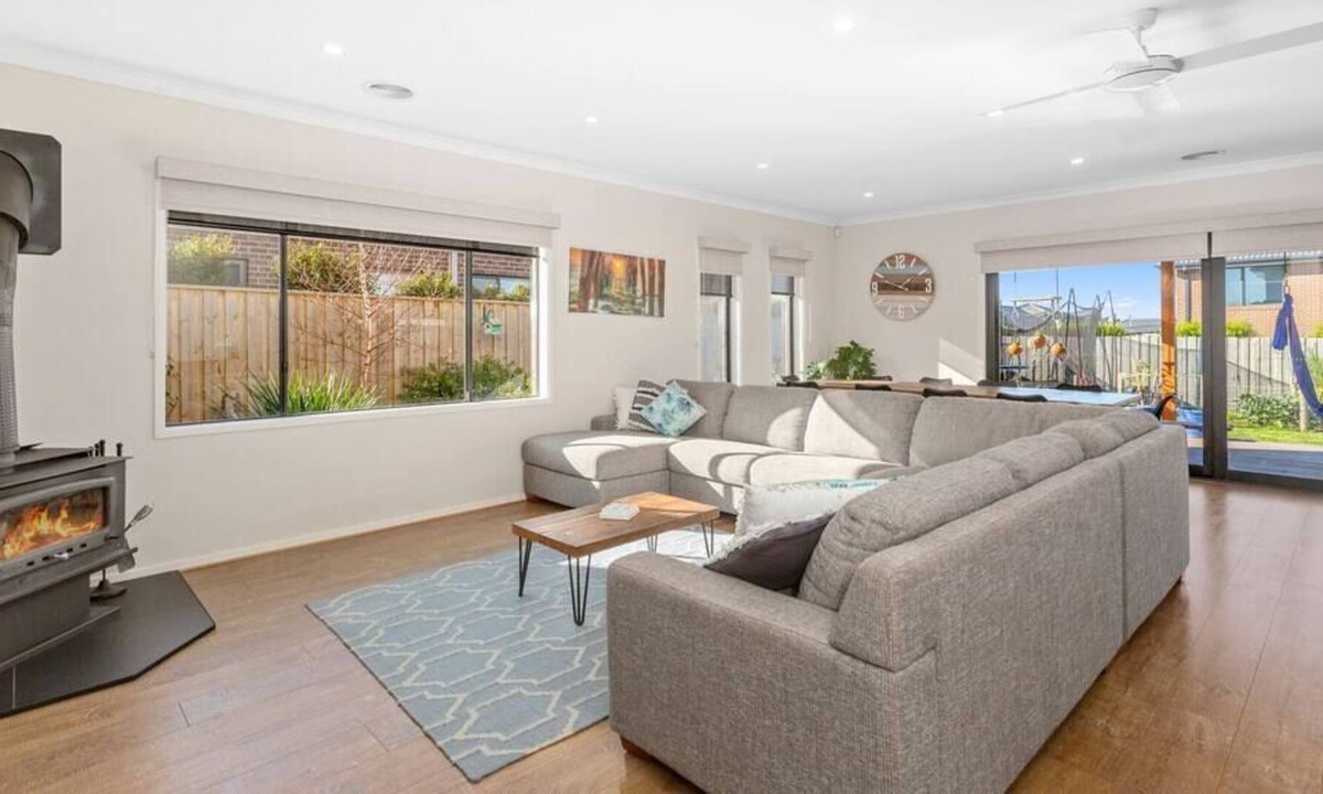 Ocean Grove House | Breeze Summary: Luxur