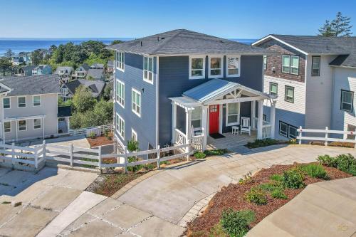 Nelscott House | Breezy Blues