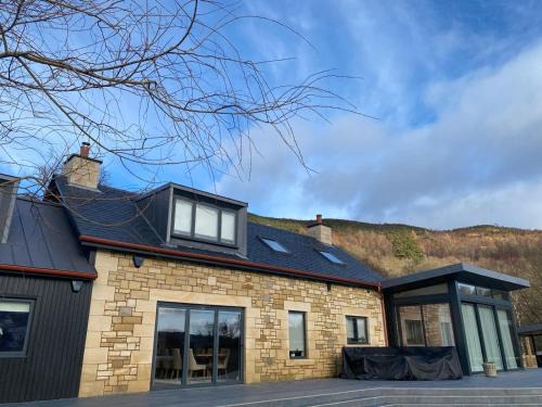 Strathblane House | Brenachoile Cottage