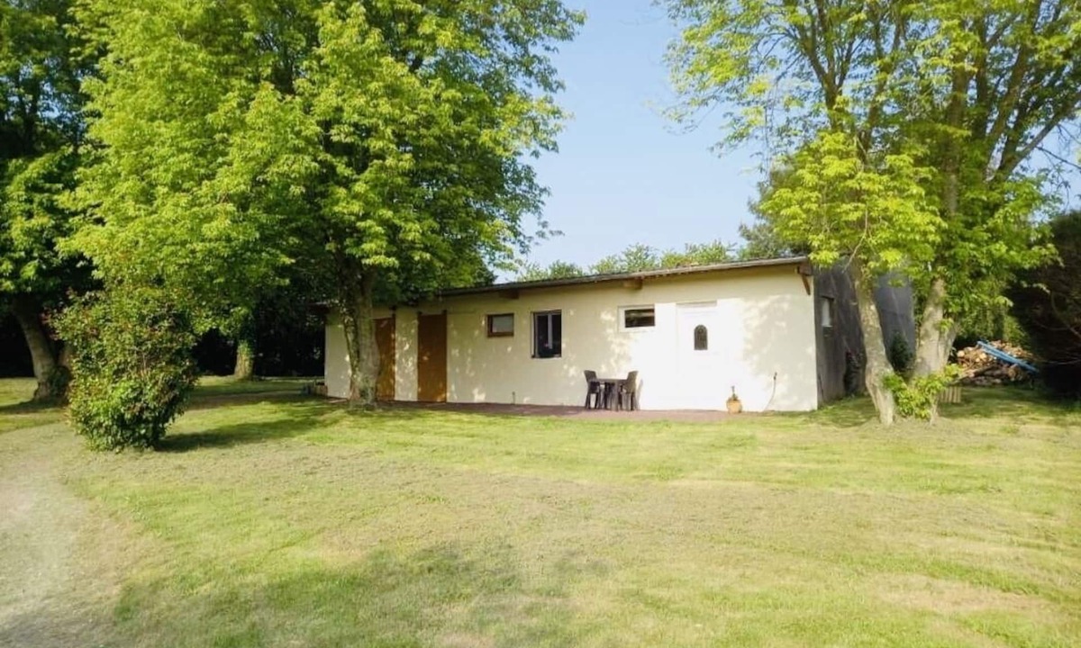 Quemper-Guezennec House | Breton cottage