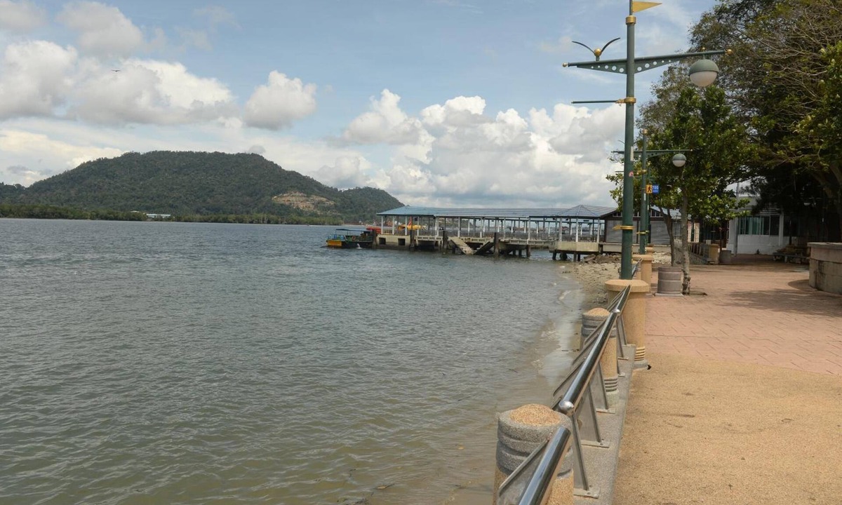 Lumut Hotel | Brezza Hotel