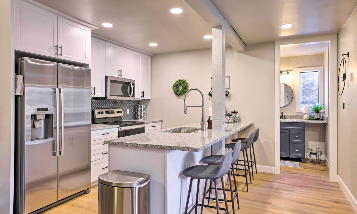 Brian Head Apartment | Brian Head Condo Near Lifts at Giant Steps!