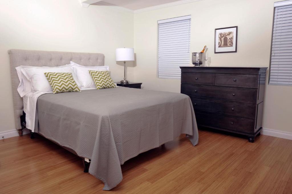 North End Hotel | Bricco Suites