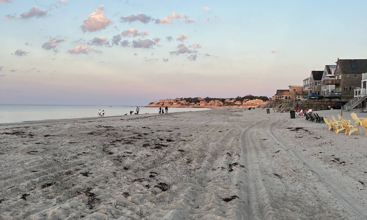 Manomet House | Brick home in Whitehorse Beach