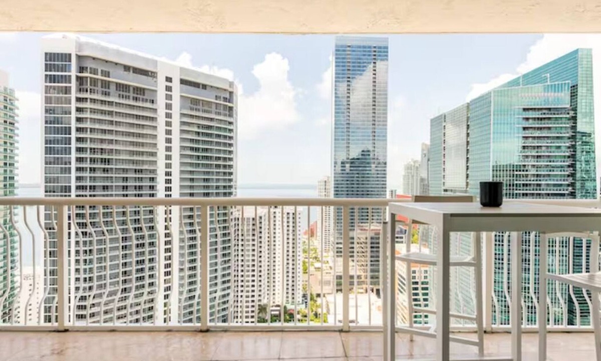 Brickell Apartment | Brickell Center w/City & Bay View + FREE Parking!