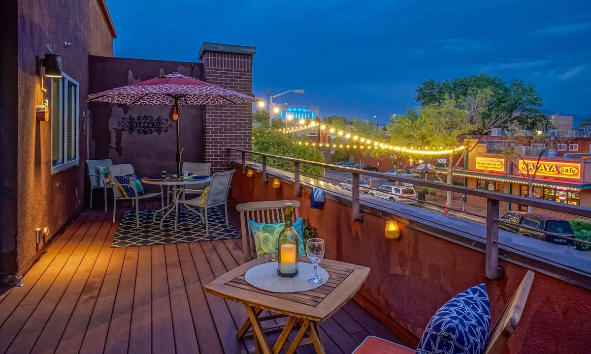 University Heights Apartment | Bricklight district apartment with great balcony! - Walk to UNM, Nob Hill