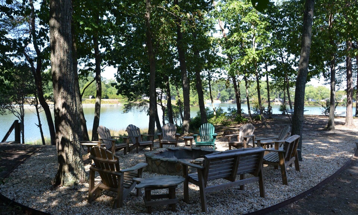 Reedville House | Bridge Creek Retreat! with private pool and separate studio