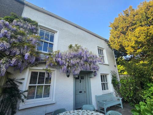 Haverthwaite House | Bridge End Cottage