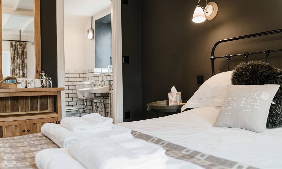 Bampton Bed & Breakfast | Bridge House