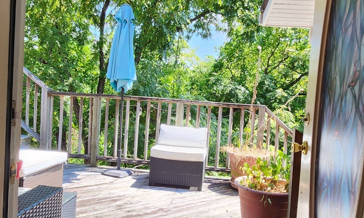 Eureka Springs Historic District Bed & Breakfast | Bridgeford House Bed and Breakfast