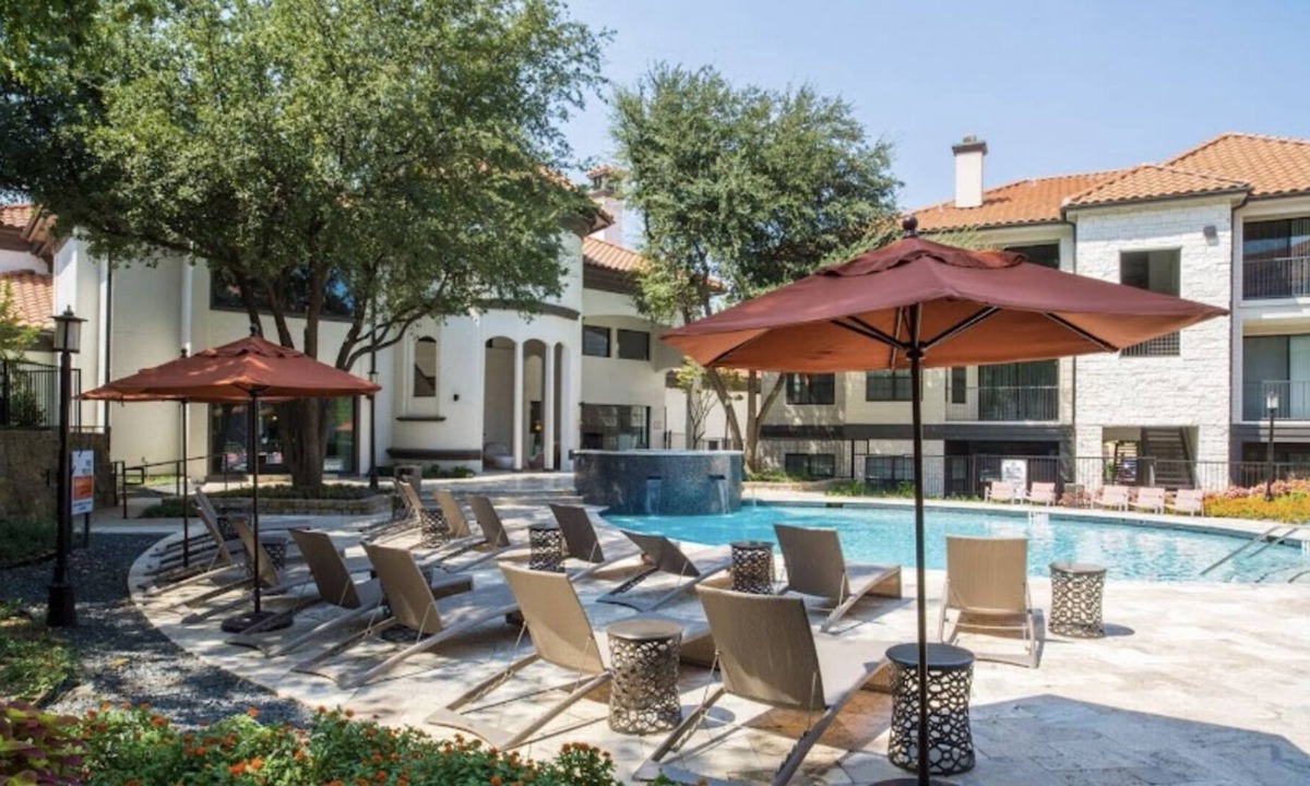 Valley Ranch Apartment | Bridgelake Getaway