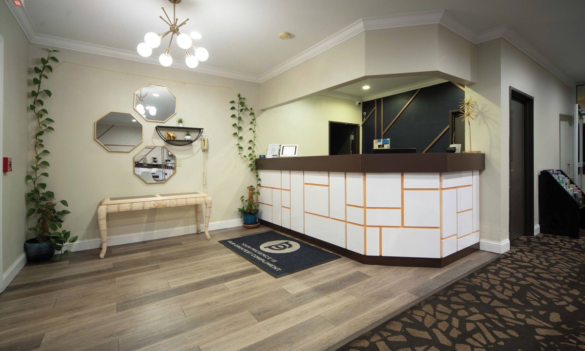 Fremont Hotel | BridgePointe Advantage by BPhotels