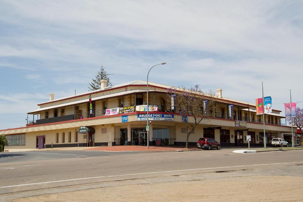 Murray Bridge Hotel | Bridgeport Hotel