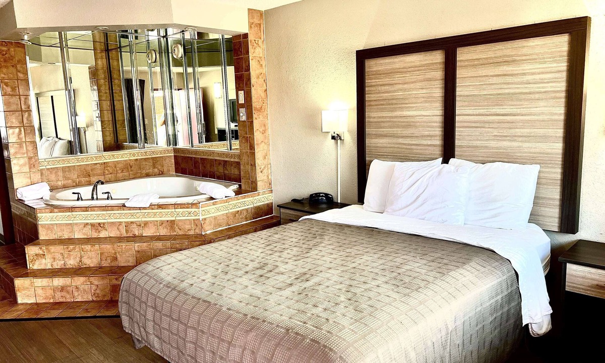 Bridgeview Hotel | Bridgeview Inn Chicago Area