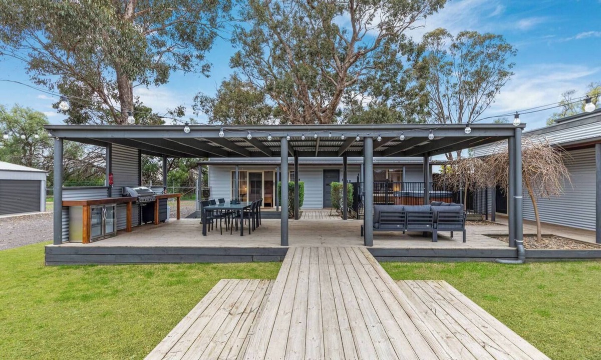 Bridgewater on Loddon House | Bridgewater Loddon River Retreat