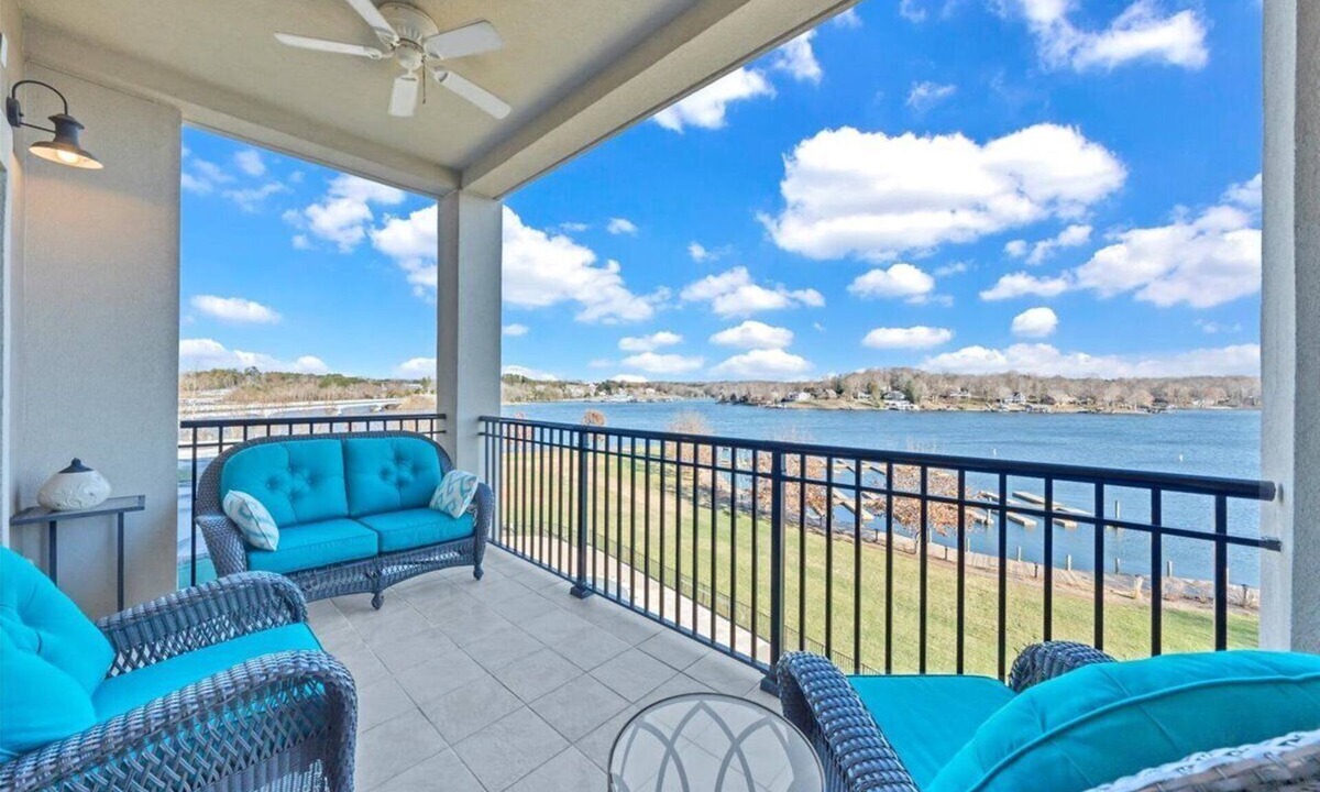 Westlake Corner Condo | Bridgewater Pointe