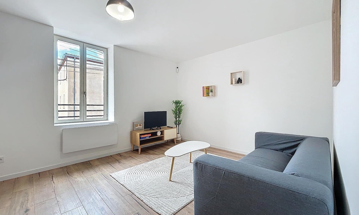 Cuxac-dʼAude Apartment | Bright 1-bedroom apartment