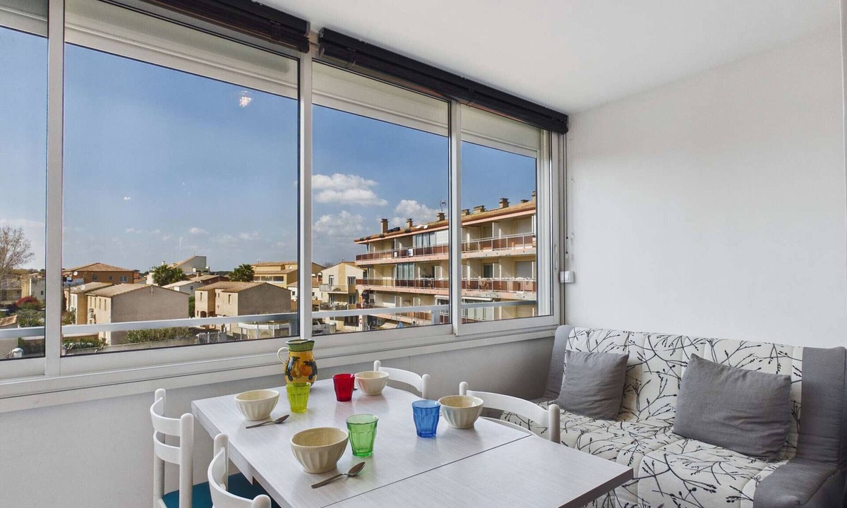 Le Grau-dʼAgde Apartment | Bright 1-Bedroom Apartment, 6 Sleeps, Near Beach in Grau d'Agde