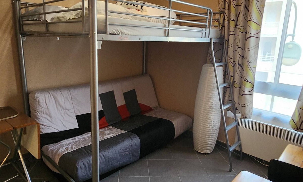 Paray-le-Monial Apartment | Bright 18m² studio downtown in secure residence