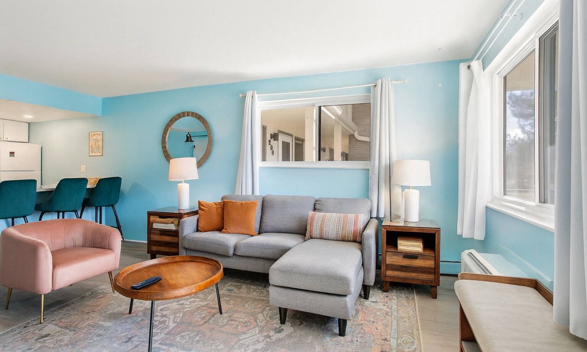East Boulder Condo | Bright 1BD with Mountain Views throughout!