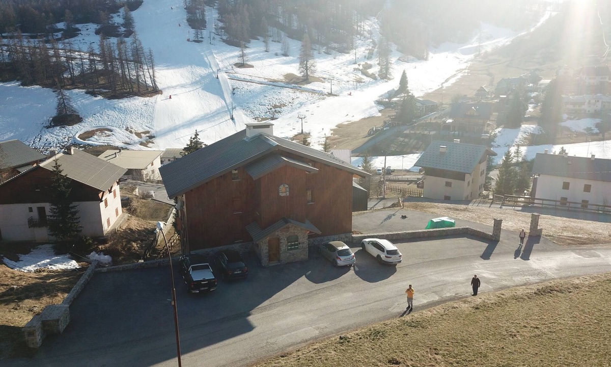 Peone Apartment | Bright 2-room apartment