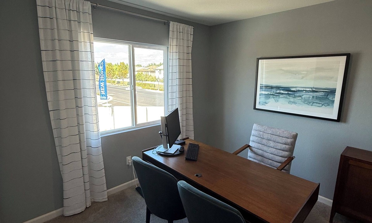 Lathrop House | Bright 4-bedroom house with AC in Lathrop