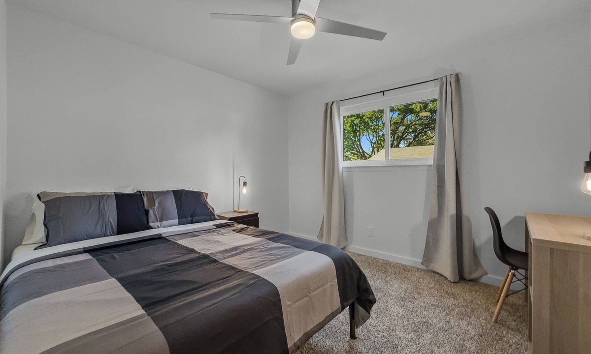 Dallas House | Bright & Airy 4BR Dallas Escape With Outdoor Space
