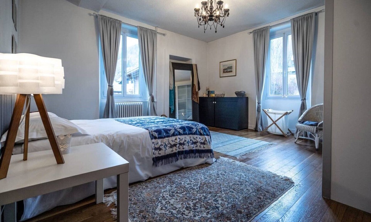 Passy Apartment | Bright Airy Spacious Property