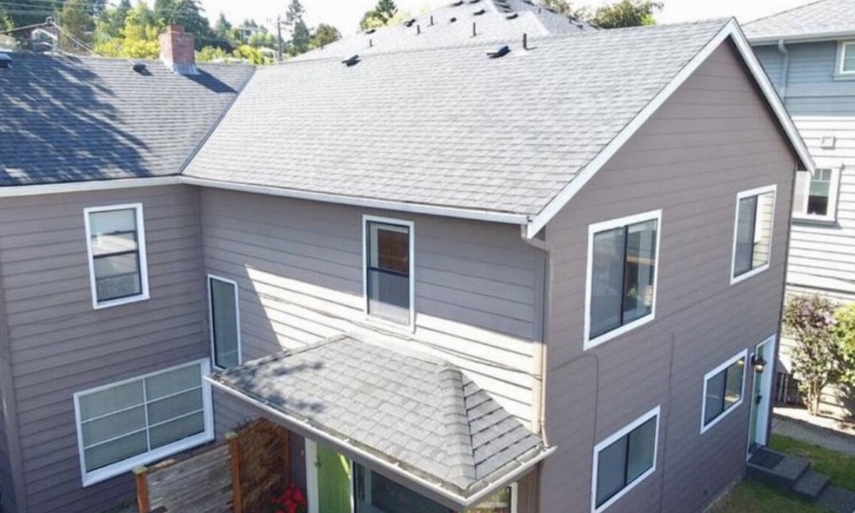 Lawton Park House | Bright and cozy townhome with private setting