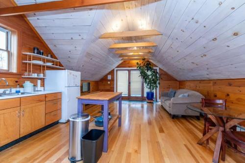 Old North End House | Bright and Cozy Treehouse Apartment