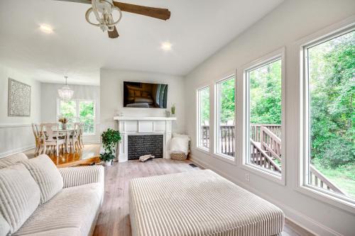 High Point House | Bright and Elegant Home in High Point with Deck!