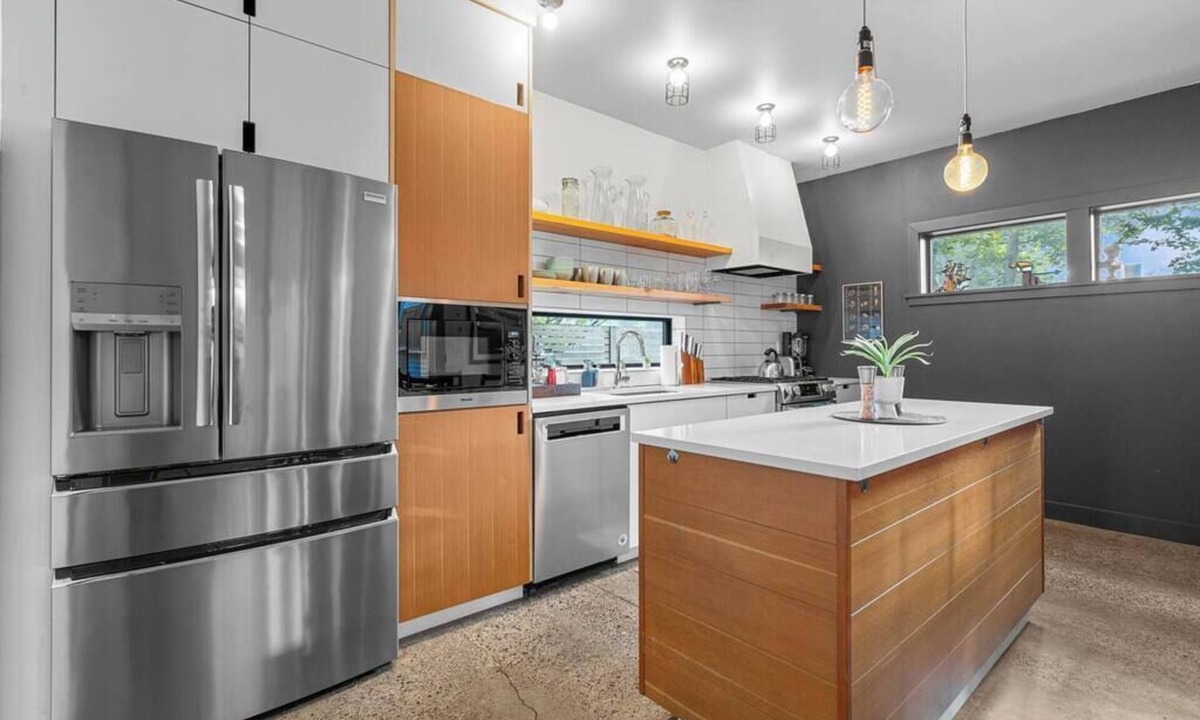 Vernon House | Bright and modern 2bd/2.5ba- close to Alberta st!