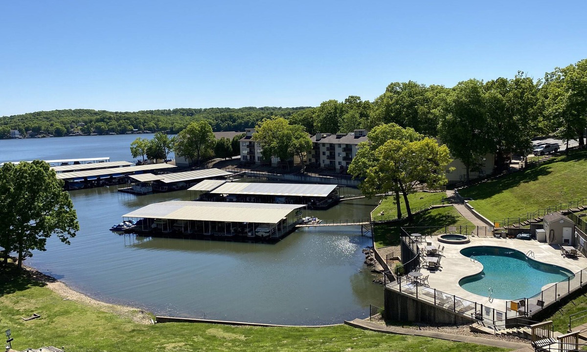 Lake Ozark Condo | Bright and Modern with a Million Dollar View! Dock Available!