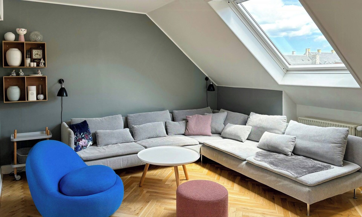 Frederiksberg C Apartment | Bright and spacious apartment with a balcony