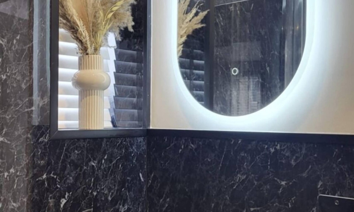 Chatham Apartment | Bright Annexe with Private Garden