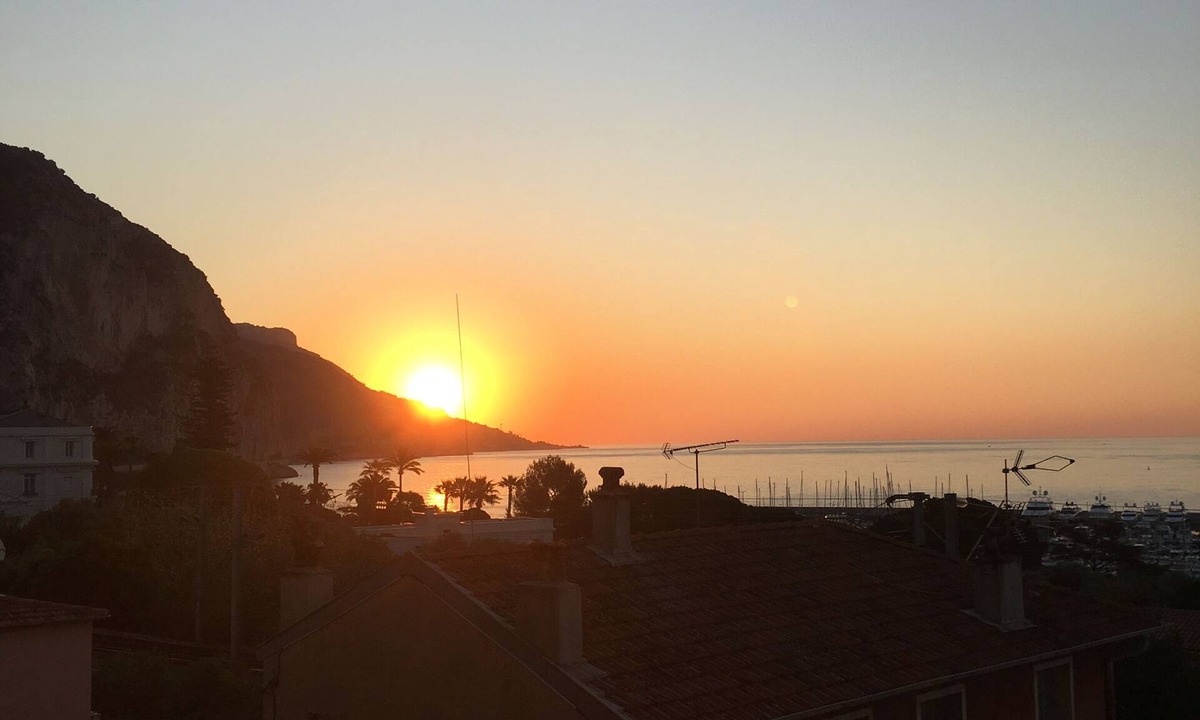 Beaulieu-sur-Mer Apartment | Bright apartment with sea view