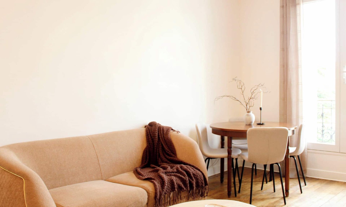 Saint-Denis Apartment | Bright Apartment at the Gates of Paris