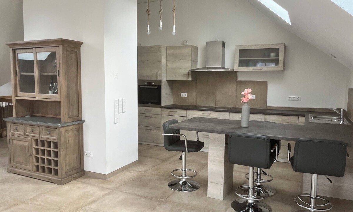 Vellberg Apartment | Bright apartment at the medieval castle of Vellberg