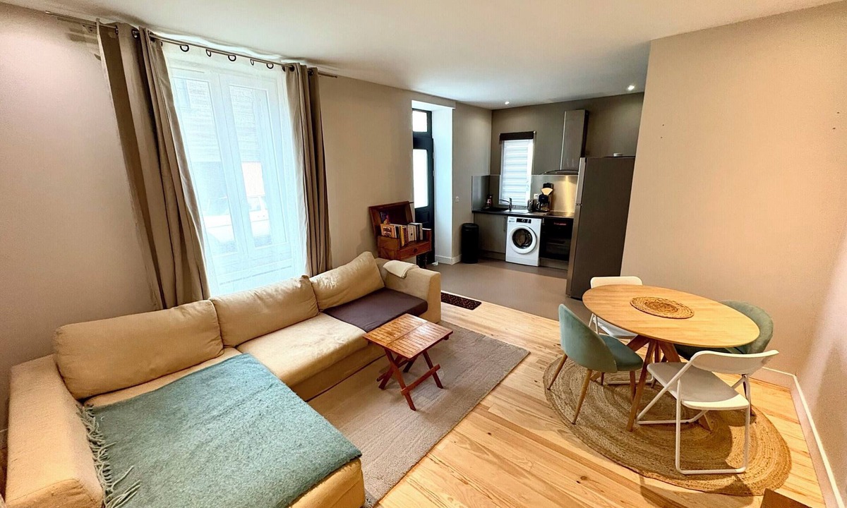 Petit Bois Apartment | Bright apartment for 4 people in Nantes
